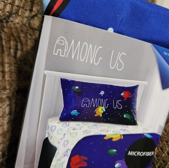 Innersloth Among Us Twin Bed Sheet Set 3pc - Picture 7 of 8